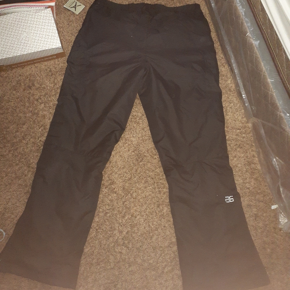 Snow pants - Picture 2 of 3